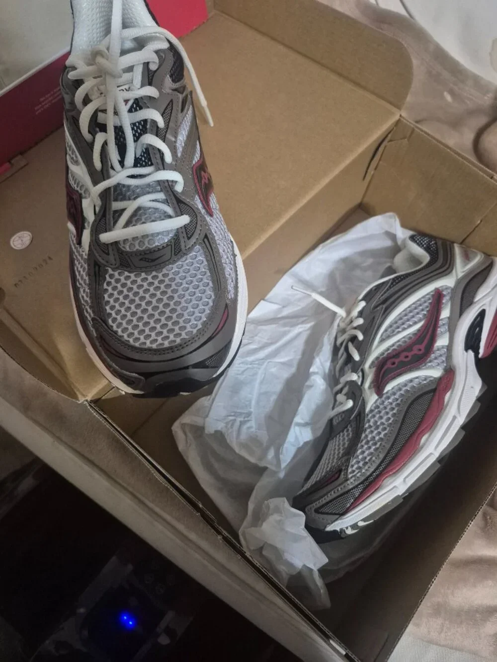 Saucony Progrid Omni 9 - Picture 3 of 5